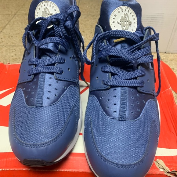 Used Men Nike Air Huarache (Blue Moon) 318429-414 Size 12 (Damage Box) - Picture 3 of 6